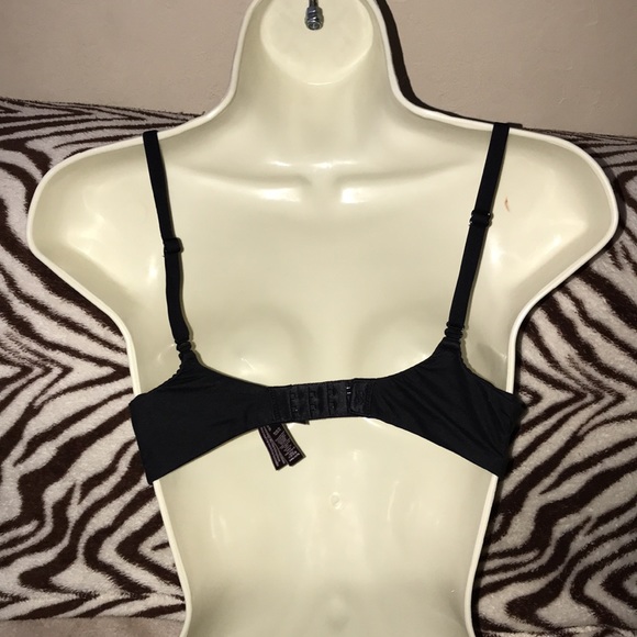 Victoria’s Secret body by Victoria 34B black / pink bra - Picture 3 of 5